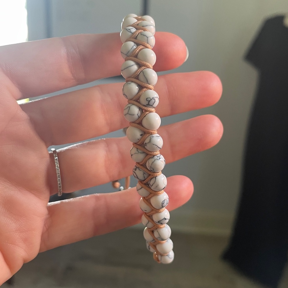 Womens White Howlite Bead Woven Bracelet Tan Adjustable Cord Boho Marbled‎ Stone - Picture 5 of 5